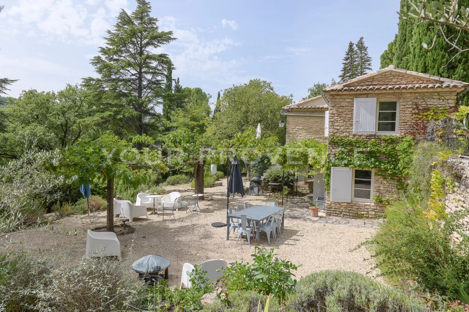 ANWESEN IN GOULT zum verkaufen – Goult – Vaucluse / Provence – 1180000€